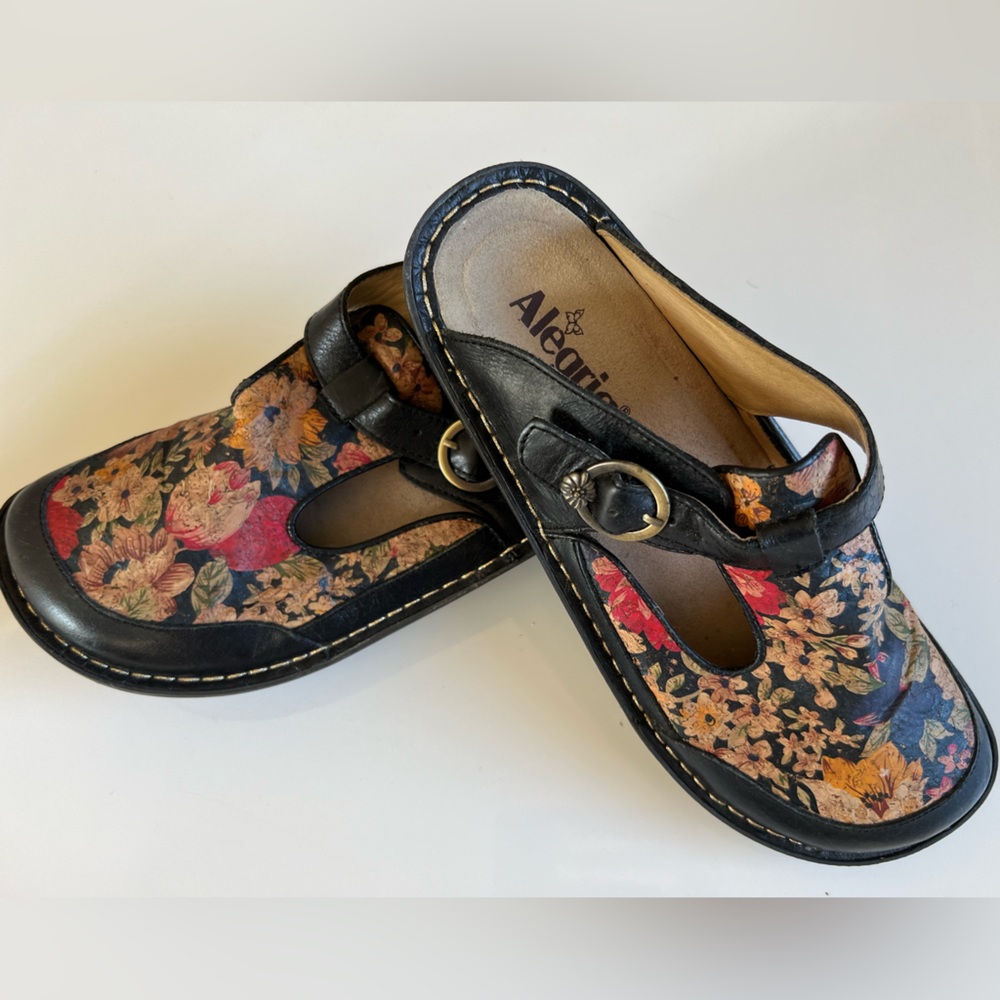 ALLEGRIA slip on clogs NEW pristine condition size 42
